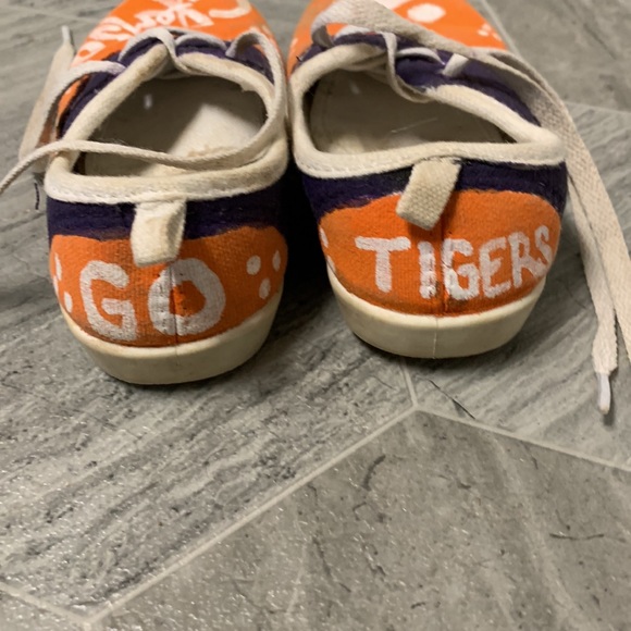 FREE Toddler Girl Clemson Shoes - Picture 3 of 3